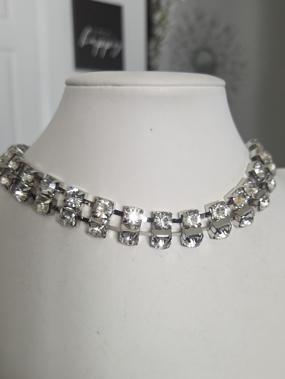 Paparazzi White Rhinestone Choker NWT
